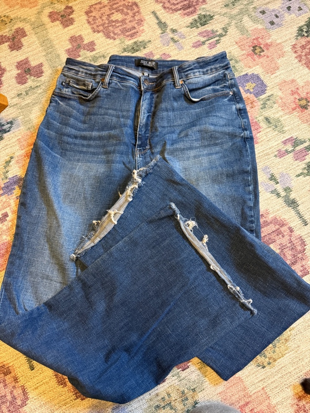 Judy Blue Raw Hem Bootcut Jeans - Picture 3 of 4